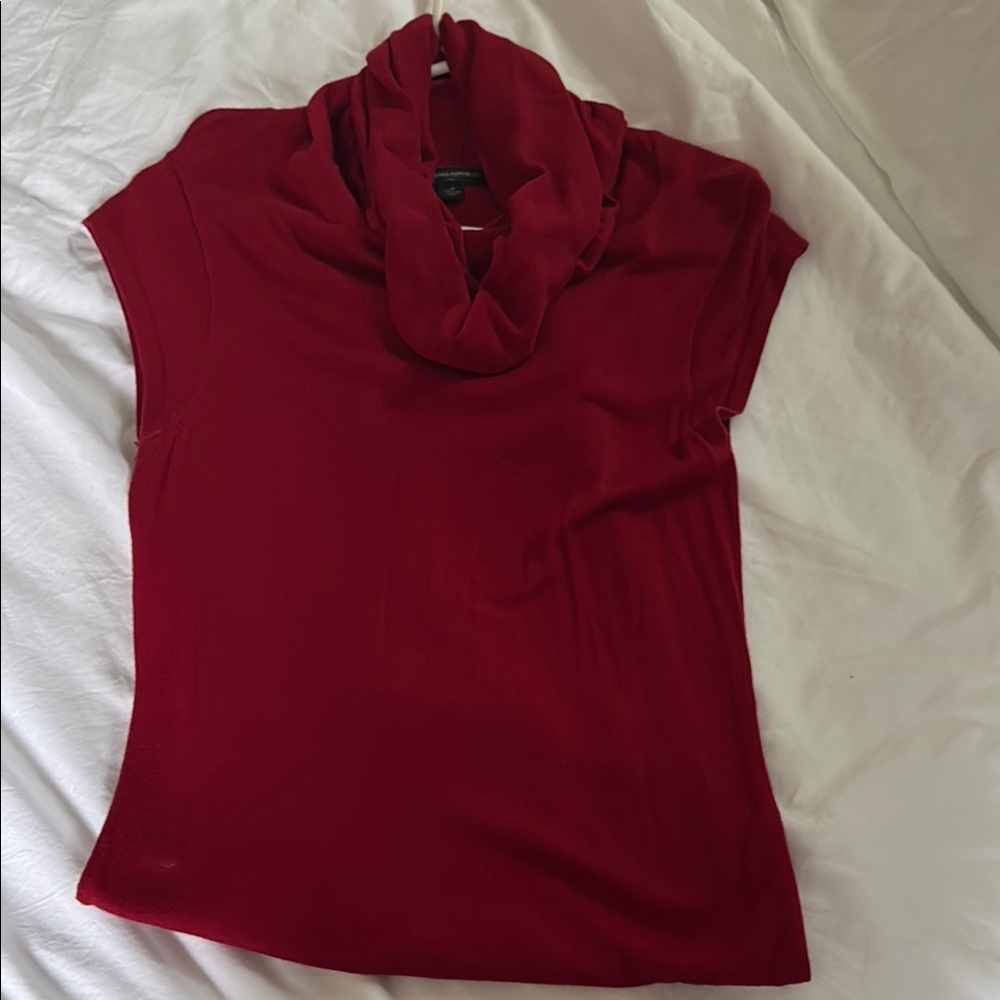 Banana Republic Rich Red Top, size M